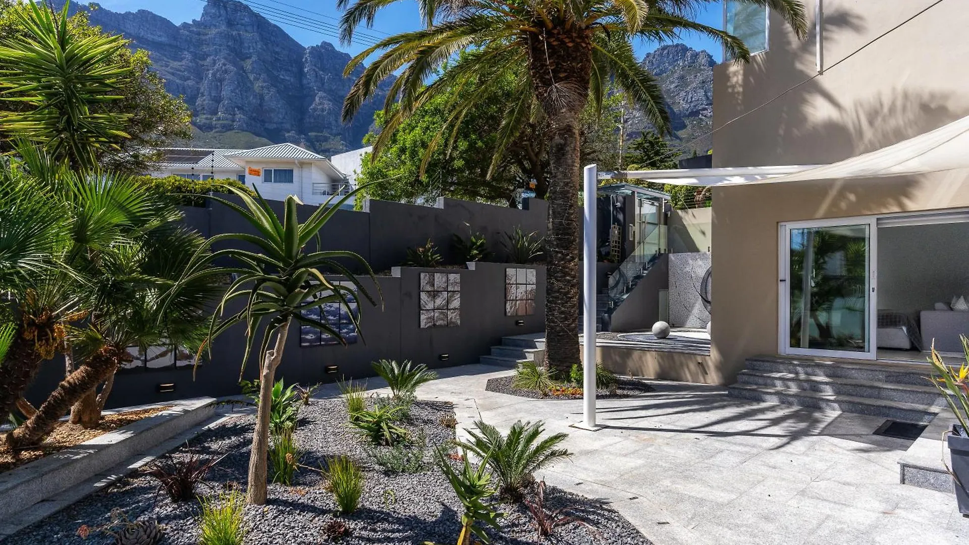 26Onfirst - Ups, Sea Views And Personalised Services Cape Town Villa