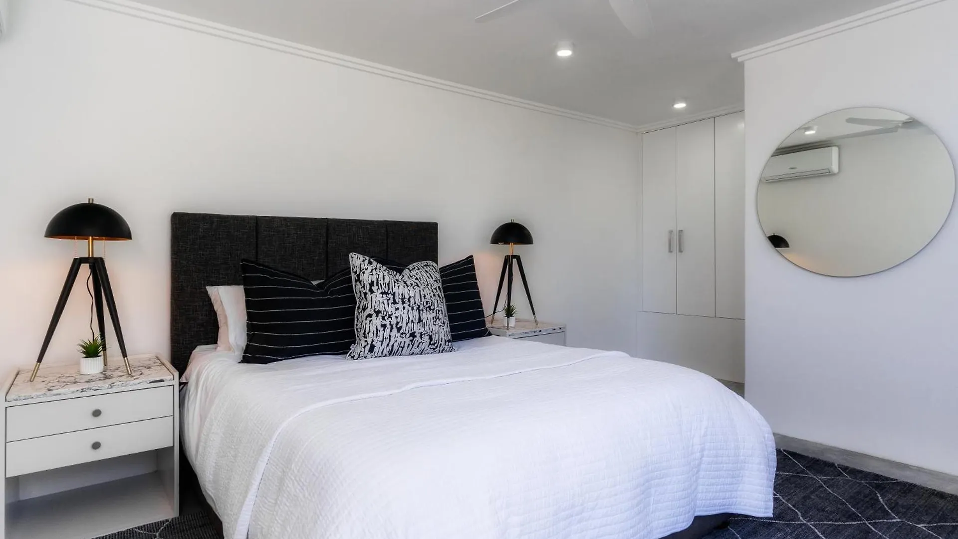 Villa 26Onfirst - Ups, Sea Views And Personalised Services Cape Town