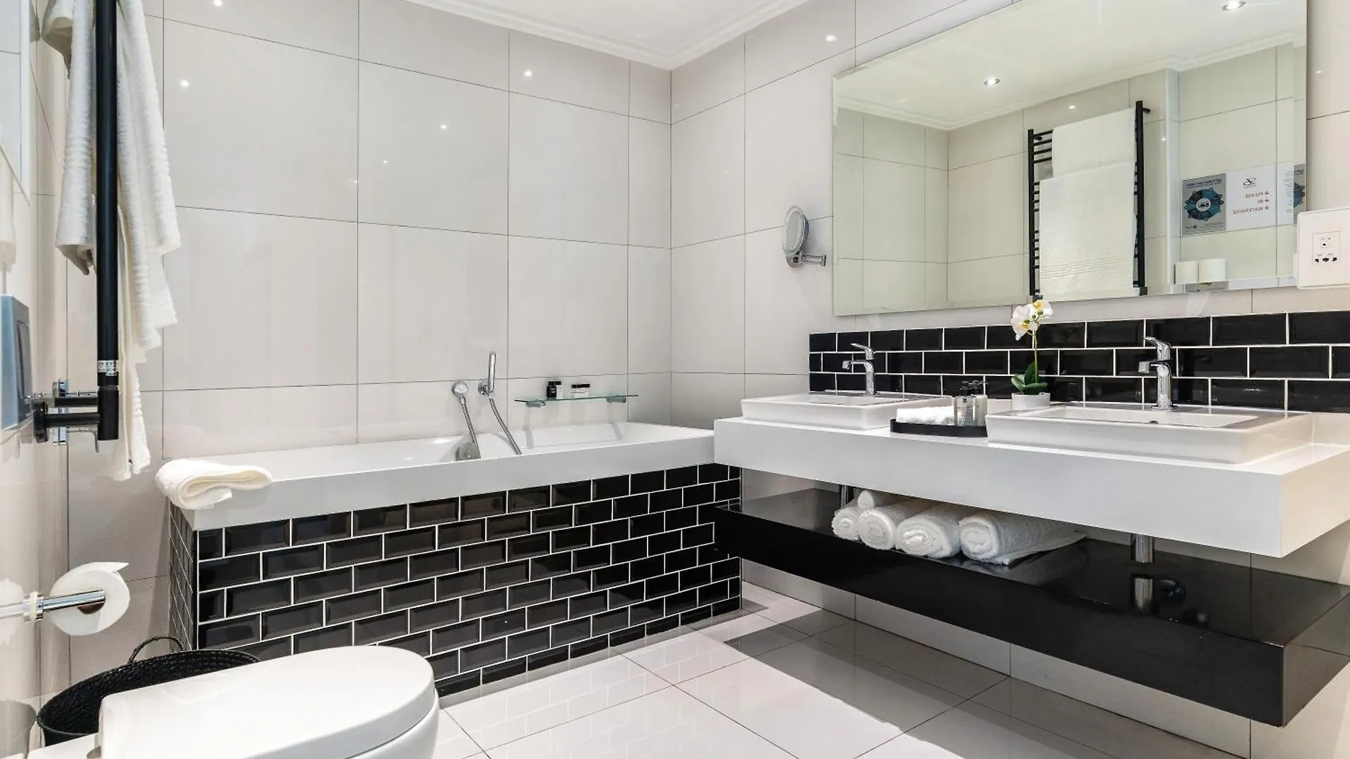 Villa 26Onfirst - Ups, Sea Views And Personalised Services Cape Town South Africa