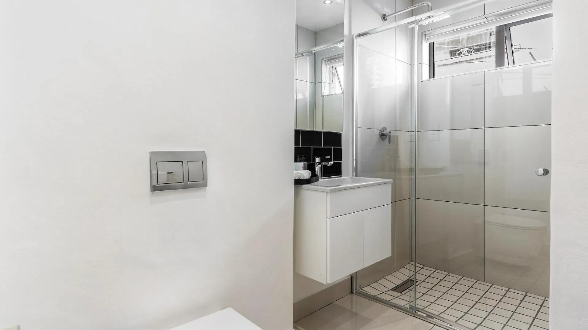 26Onfirst - Ups, Sea Views And Personalised Services Cape Town South Africa